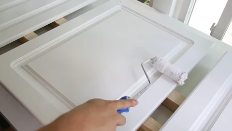 How Do I Get A Smooth Finish On Painting Kitchen Cabinets
