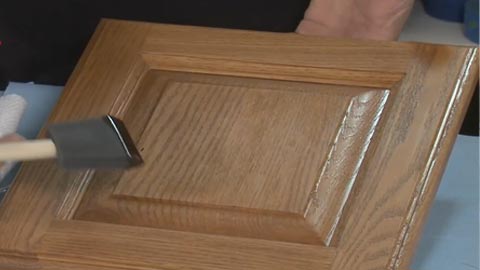 Light sanding gel stain for cabinets