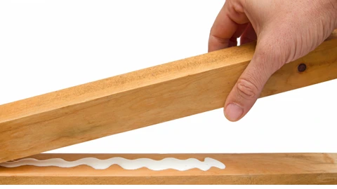 How to Attach Two Pieces of Wood