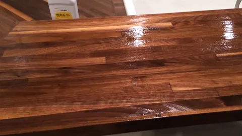 Disadvantages of the Mineral Oil Butcher Block