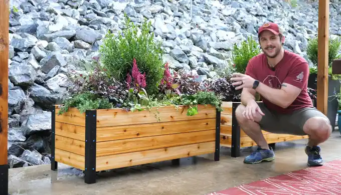 How to Seal a Cedar Planter Box : Complete in Easy 6 Steps