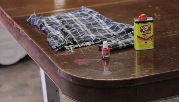How to Fix Finish on Wood Table From Nail Polish Remover