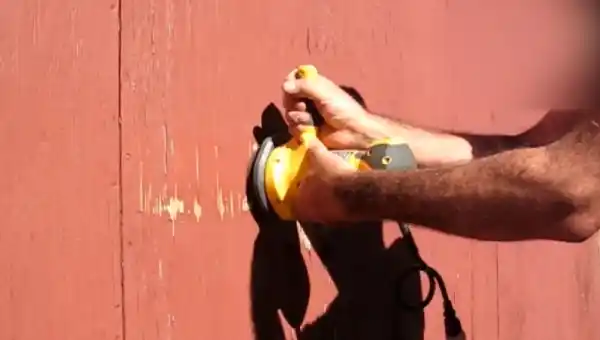 What Grit Do I Use to Remove Paint from Wood Siding With a Random Orbital Sander