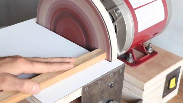 What Types of Bench Grinding Wheels Can You Use for Sanding Wood