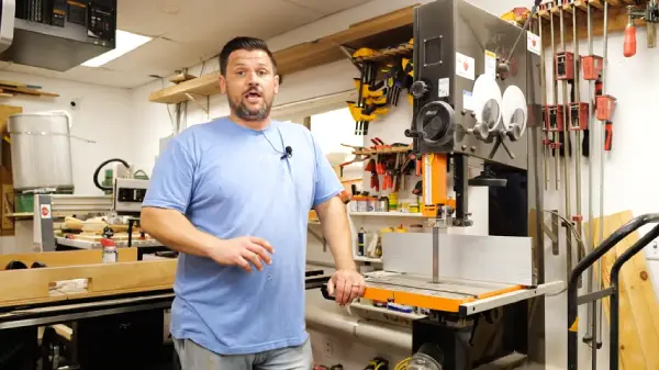 What are Some Common Mistakes People Make When Measuring a Band Saw
